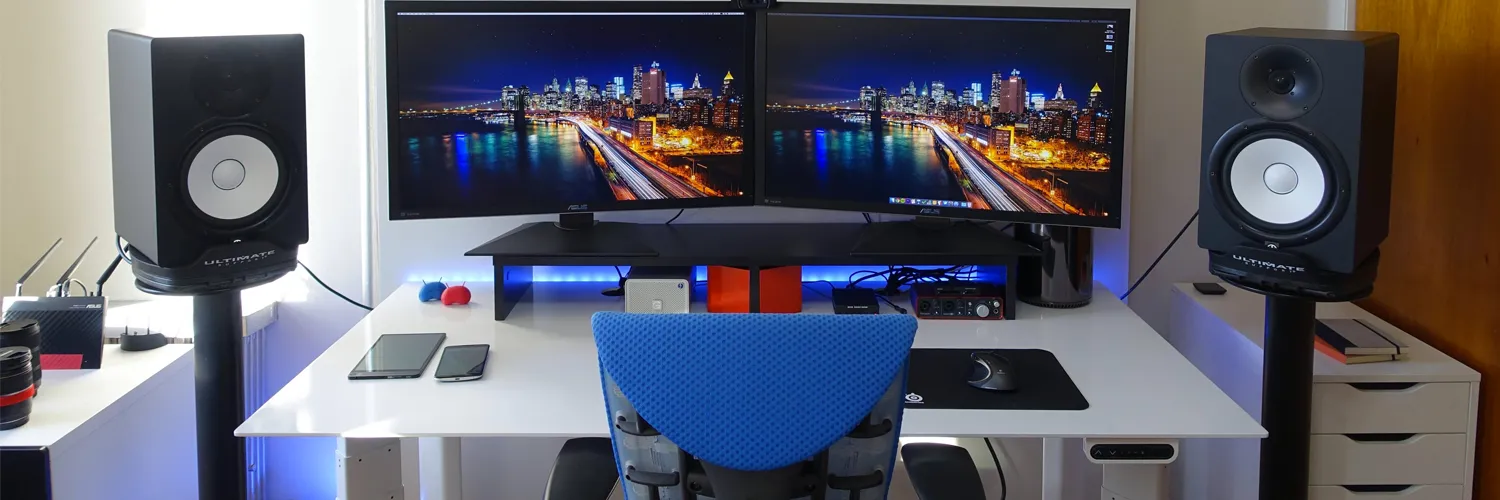 How to create an ergonomic desk setup and productive workstation